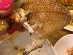 -J Daeng Seafood