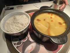 -妈妈故事米线(市府恒隆店)