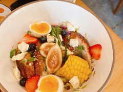 鳗鱼温泉蛋沙拉-馥家小馆(黔灵山公园店)