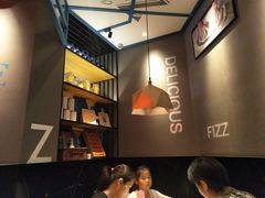 -菲滋意式餐厅(富阳东方茂店)