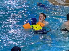 -小海豚国际游泳培训中心(浦东源深体育中心店)