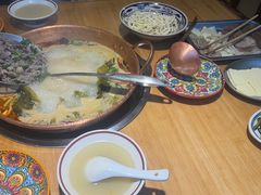 -洱火云南酸菜牛肉火锅(石景山当代商城店)