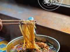 -铁锅哥米线