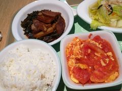 -老乡鸡(上海品尊国际中心店)