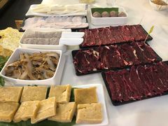 -三头牛·潮汕牛肉生蚝火锅 (夏湾店)