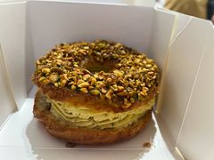 开心果车轮泡芙-BHG Bakery(北京SKP店)