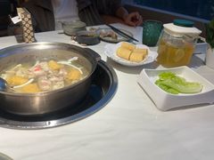 -喃喃椰·糟粕醋·椰子鸡火锅(七堡花园店)