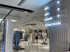 -ZARA(大上海时代广场店)