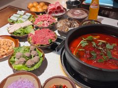 -贵府酸汤牛肉火锅·贵州老字号(飞山街店)