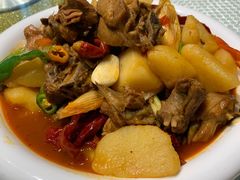 76号大盘鸡-巴扎美食·新疆菜·西域歌舞表演餐厅(新疆大厦店)