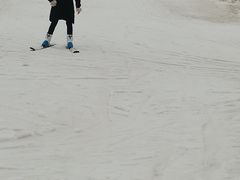 -华彬猛犸滑雪场