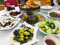 -撒拉人家.酸菜牦牛肉火锅