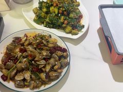 -嗨辣小聚·盘锦河蟹·海鲜烧烤龙虾(盘锦十年好店)