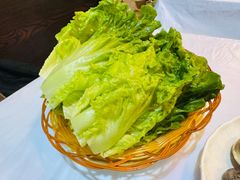 -鲜入围煮花胶鸡海鲜火锅