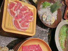 -牛YO寿喜烧·铁板烧和牛火锅自助(市府恒隆店)