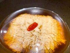 上汤炖菊花-萬國春·中菜馆(颐和公馆店)