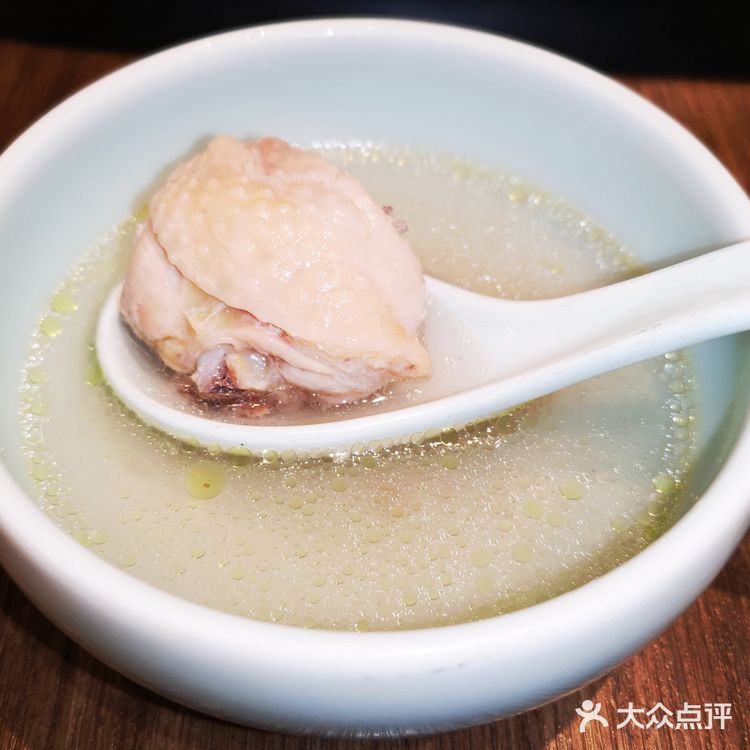 一鸡两吃～特色汽锅鸡[调皮]