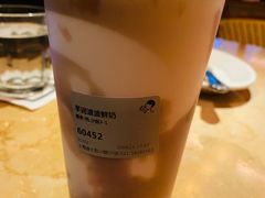 热芋泥波波鲜奶-喜茶(迪士尼小镇DP店)
