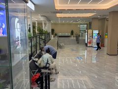 -上海大学附属上海和平眼科医院
