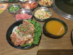 -香猪坊韩国烤肉专属门店(魏公村店)