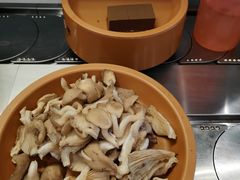 -龍歌自助小火锅(市南金茂湾店)