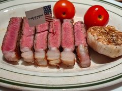 -MONICH牛排融合餐厅(和义大道购物中心店)