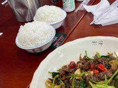 -湖南人家湘菜馆(镇江路店)