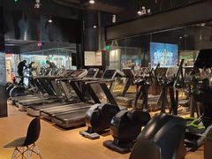 -VLines耀能运动24小时·月付制健身(京广桥店)