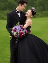 -雪中彩影婚纱摄影·微光艺术中心