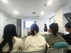 -金夫人化妆摄影职业培训学校