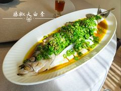 清蒸白水鱼-九福楼大酒店