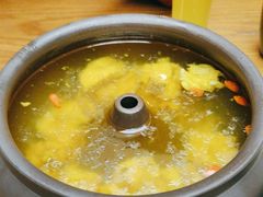 -云海肴·汽锅鸡·云南菜(天山百盛优客店)