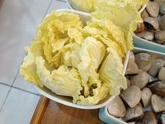 -老何家后安粉·糟粕醋海鲜火锅(三亚湾椰梦长廊店)