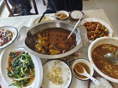 -鑫巴蜀小镇 · 水煮鱼专研店(玉桥店)