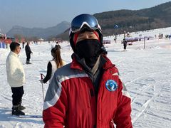 -济南卧虎山滑雪场