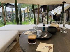 靠窗位-MOJ coffee(瓯海泽雅水碓坑店)