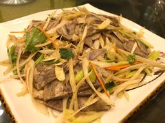 -洁神饭庄·海鲜·青岛菜·30年老字号(五四广场店)