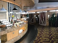自助取餐区-粤海璇宫·木棉花高空旋转餐厅·聚会派对