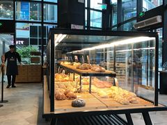 面包甜点陈列柜-原麦山丘(望京小街店)