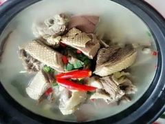 -万佛湖许老大铁锅鱼(黑金冠店)