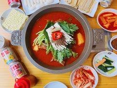 -喇喇排骨火锅·传统韩式脊骨汤(望京西园总店)