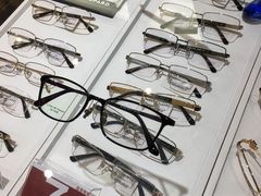 -吴良材眼镜(美罗城店)