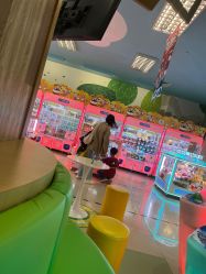 -莫莉幻想儿童乐园(武汉金银潭永旺店)