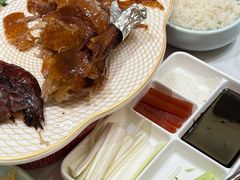 -梅利汴京烤鸭•开封豫菜地标店(东大街店)