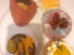 -烟台金海岸希尔顿酒店·開自助餐厅