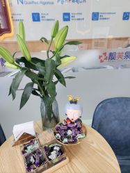 -靓芙泉专研痘痘肌