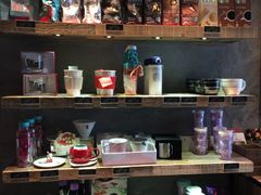-星巴克(上海虹桥南丰城办公楼店)