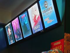 -荒岛实景沉浸密室(江汉路1店)