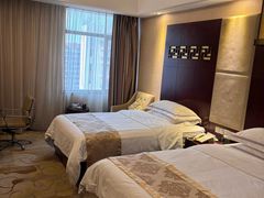 -博雅假日酒店(广州白云山万达广场店)