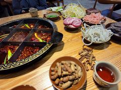 -仁虎老火锅(黄泥磅店)
